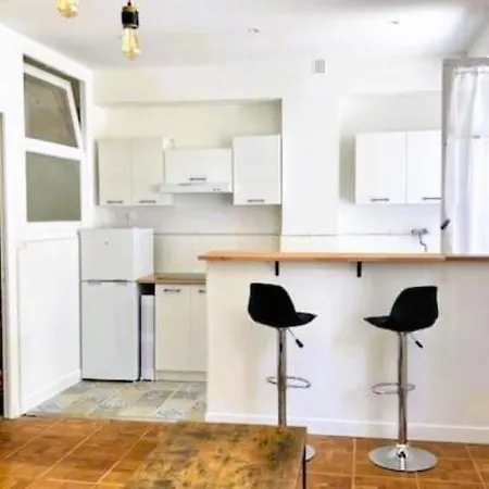 Calme Hyper Centre *