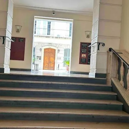 Calme Hyper Centre 公寓 *