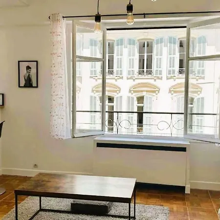 Calme Hyper Centre Apartman *