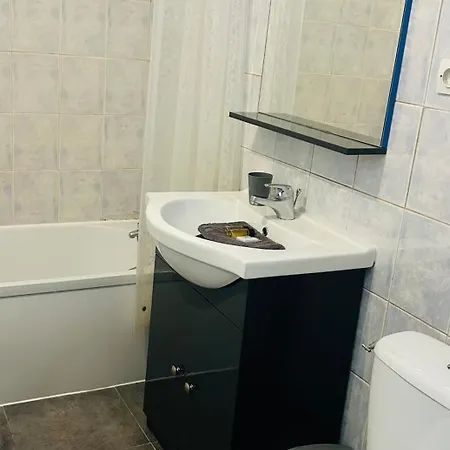 Calme Hyper Centre *